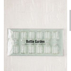 ISO URBAN OUTFITTERS HANGING GARDEN